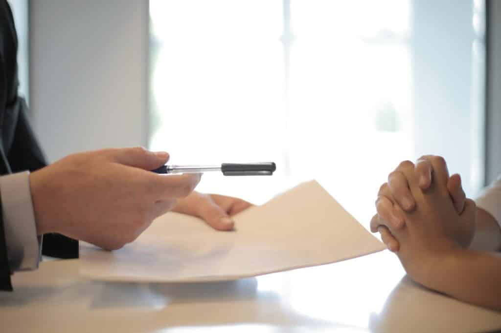 trámites que realizar por el fallecimiento de un familiar